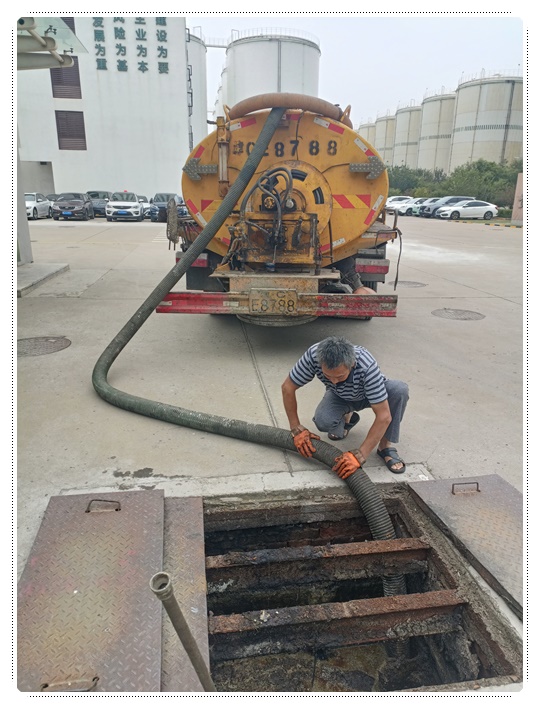 码头隔油池清掏