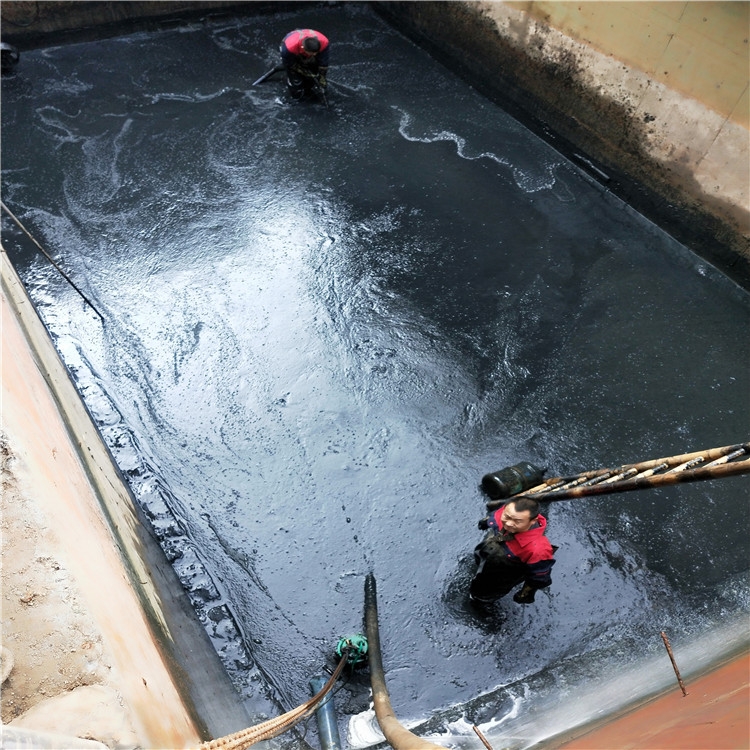 码头废水池清理