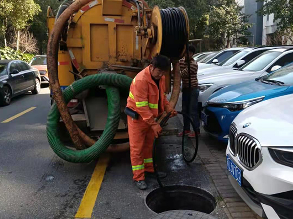 码头排污管道清淤